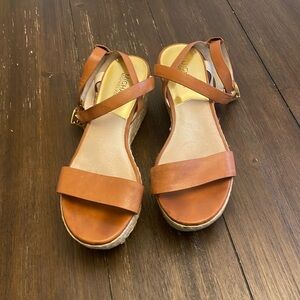 Michael Kors strappy leather wedge sandal size 8